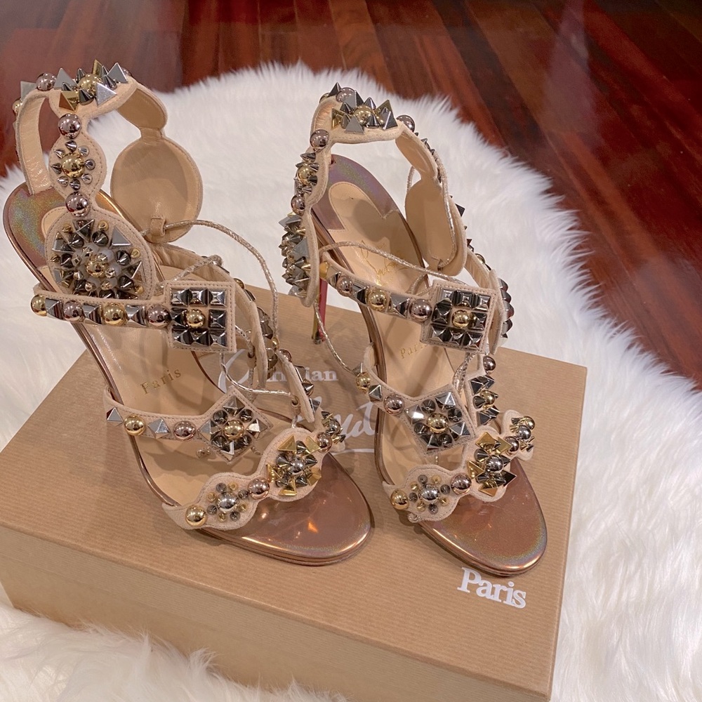 Christian louboutin shoes size 38